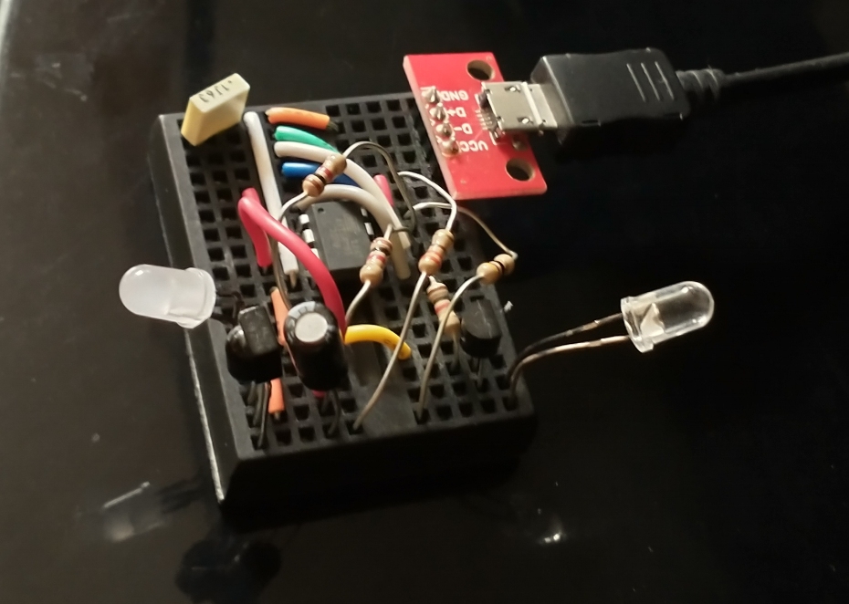 Various electronic components in a small breadboard